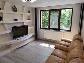 Apartament de vânzare 3 camere, în Bucureşti, zona Titan