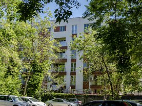 Apartament de vânzare 4 camere, în Bucureşti, zona P-ţa Victoriei