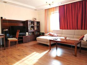 Apartament de vânzare 3 camere, în Voluntari, zona Central
