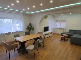 Apartament de închiriat 3 camere, în Bucureşti, zona P-ţa Victoriei