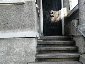 Casa de închiriat 8 camere, în Bucuresti, zona P-ta Victoriei