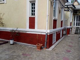 Casa de închiriat 8 camere, în Bucuresti, zona Dacia
