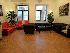 Casa de închiriat 20 camere, în Bucuresti, zona Bucurestii Noi