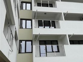 Apartament de vânzare 3 camere, în Iasi, zona Tatarasi
