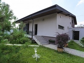 Casa de vânzare 9 camere, în 1 Decembrie