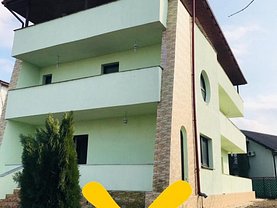 Casa de vânzare 4 camere, în 1 Decembrie