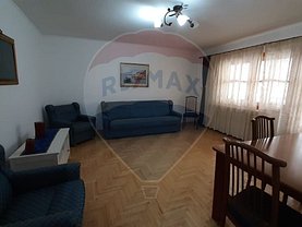Apartament de vânzare 3 camere, în Focşani, zona Est