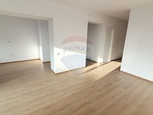Apartament de vânzare 3 camere în Focsani, Obor