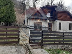 Casa de vânzare 5 camere, în Lepşa