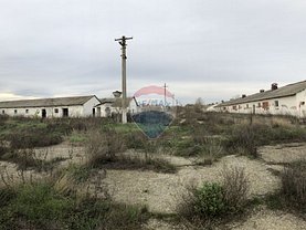 Vânzare spaţiu industrial