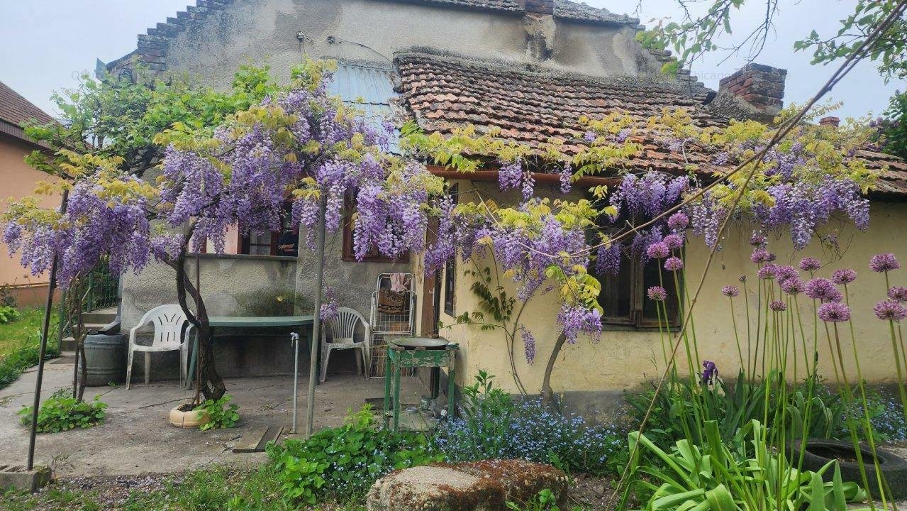 OPORTUNITATE viata la tara Casa singur in curte rate avans 25.000euro