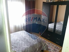 Apartament de vânzare 4 camere în Bacau, Narcisa
