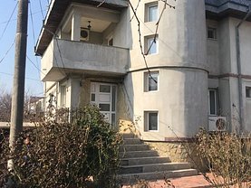 Casa de vânzare 9 camere, în Galati, zona Bd. Cosbuc
