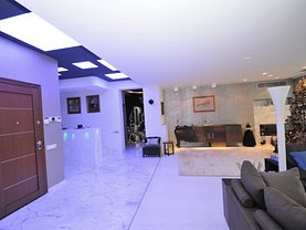 Penthouse de vânzare 6 camere în Bucuresti, Primaverii