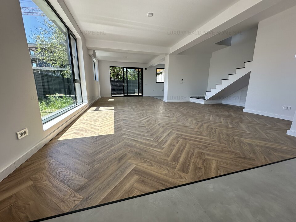 Iancu Nicolae Vila tip duplex 6 camere super Lux