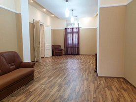Apartament de închiriat 2 camere, în Arad, zona Ultracentral