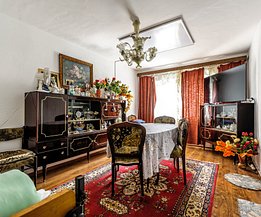 Apartament de vânzare 3 camere, în Arad, zona Aurel Vlaicu