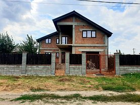 Casa de vânzare 5 camere, în Sanleani