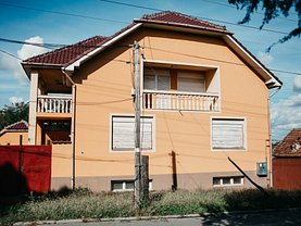 Casa de vânzare 6 camere, în Arad, zona Poltur