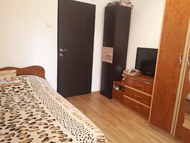 Apartament de vânzare 2 camere, în Bucuresti, zona Margeanului
