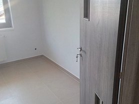 Apartament de vânzare 3 camere, în Bucuresti, zona Brancoveanu