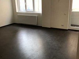 Apartament de vânzare 3 camere, în Bucuresti, zona Decebal