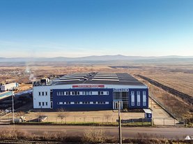 Vânzare spaţiu industrial