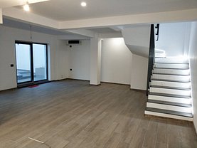 Casa de vânzare sau de închiriat 5 camere, în Constanta, zona Stadion
