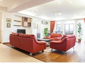 Apartament de vânzare 3 camere, în Bucureşti, zona Băneasa