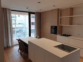 Apartament de închiriat 4 camere, în Bucureşti, zona Aviatorilor