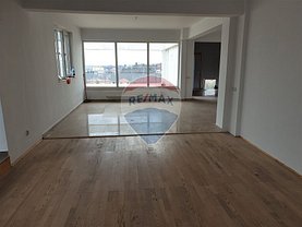Apartament de vânzare 7 camere, în Cluj-Napoca, zona Mănăştur