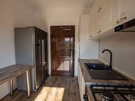 Apartament de vânzare 2 camere, în Cluj-Napoca, zona Bună Ziua