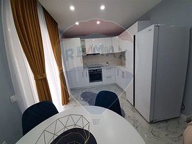 Casa de vânzare 4 camere, în Floreşti