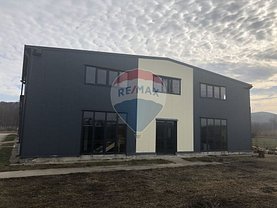 Vânzare spaţiu industrial