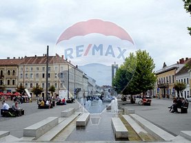 Vânzare spaţiu comercial