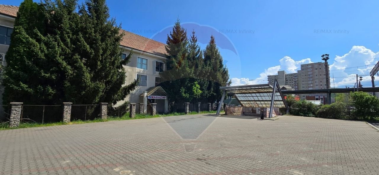Spatiu comercial de inchiriat - 204 mp - zona Pasaj, Bistrita