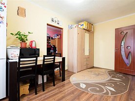 Apartament de vanzare 3 camere, în Oradea, zona Central