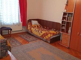 Casa de vânzare 3 camere, în Oradea, zona Central