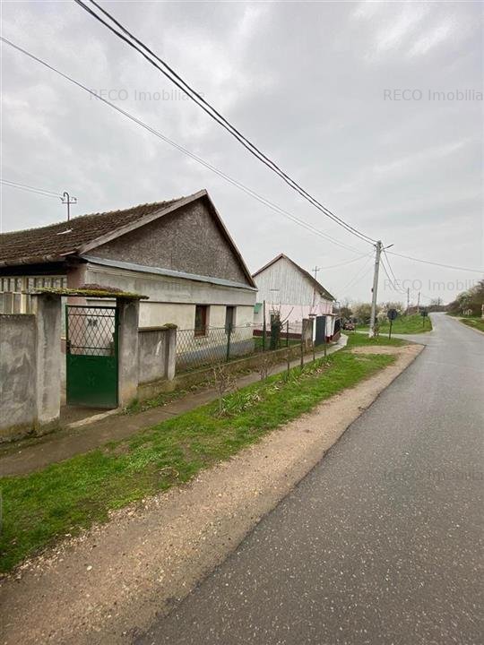 RECO CASA 3 CAMERE IN ROSIORI VAIDA LA 20KM DE ORADEA