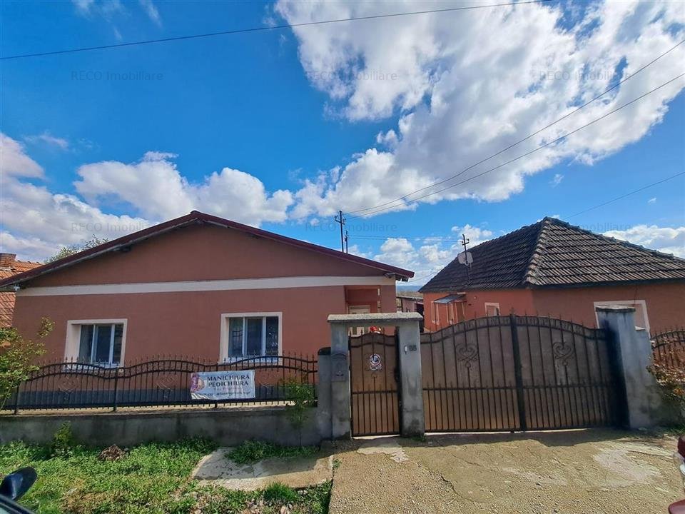 RECO Casa deosebita la Spinus
