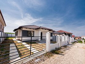 Casa de vânzare 4 camere, în Sânmartin