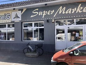 Închiriere spaţiu comercial