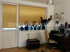 Apartament de vânzare 2 camere, în Mangalia, zona Central