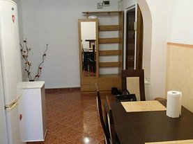 Apartament de închiriat 2 camere, în Craiova, zona Calea Bucuresti