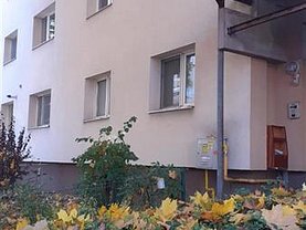 Apartament de vânzare 3 camere, în Cluj-Napoca, zona Mărăşti
