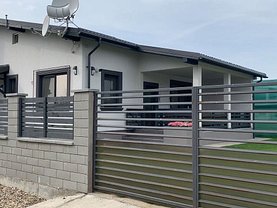 Casa de vânzare 5 camere, în Gulia