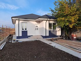 Casa de vânzare 3 camere, în Samurcaşi, zona Nord