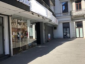 Vânzare spaţiu comercial