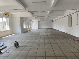 Închiriere spaţiu industrial