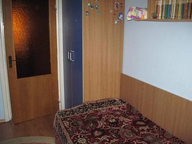 Apartament de închiriat 3 camere, în Constanţa, zona Tomis Nord